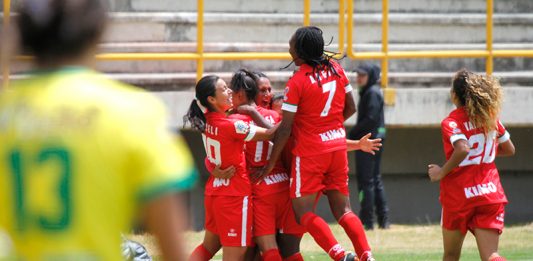 Sinsabor y susto en el debut