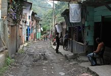 El desacople entre la pobreza y el crecimiento económico en Boyacá y en Colombia