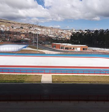 Obra del patinódromo marcha sobre ruedas