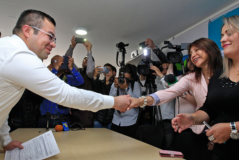 Jonatan-inscipcion-Gobernacion-08