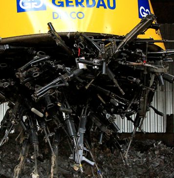 Ciento cincuenta toneladas de fusiles convertidos en materiales de construcción para vivienda campesina de Tuta