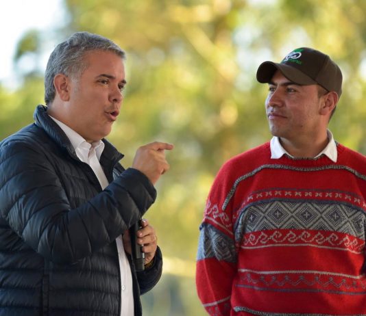 Duque se hizo el de los oídos sordos con el Bicentenario