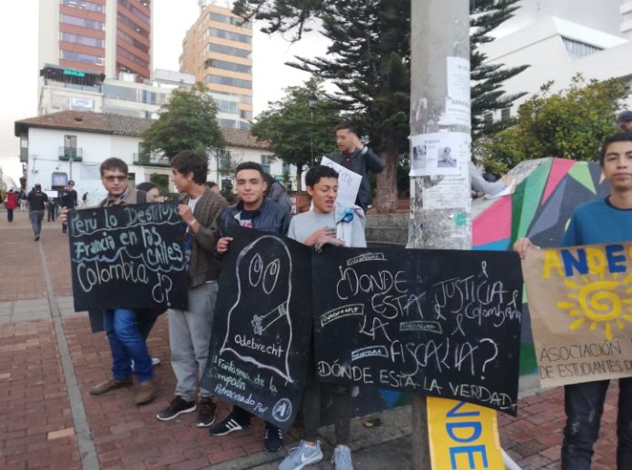 AB34A37F-E36F-49DD-B232-F6887B420FAE