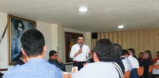 Exalcaldes con Pinzón