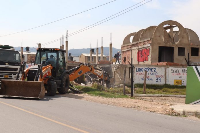 Tunja-demolicion-casa