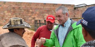 La autoinvitación de Jorge Eduardo Londoño