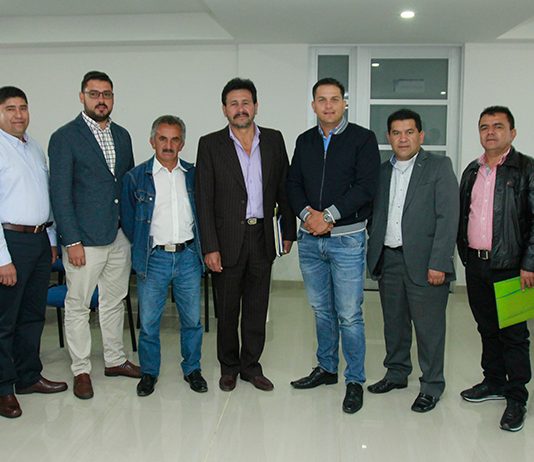 Entrega oficial de más de 20 avales marca el camino de Cambio Radical