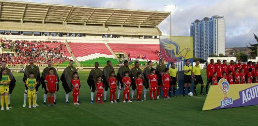 Ante su público Patriotas consiguió una sólida victoria contra el campeón