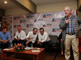 En medio de su peor crisis de credibilidad Centro Democrático elige a Paipa como sitio de reunión