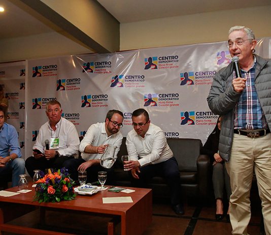 Álvaro Uribe a la cárcel