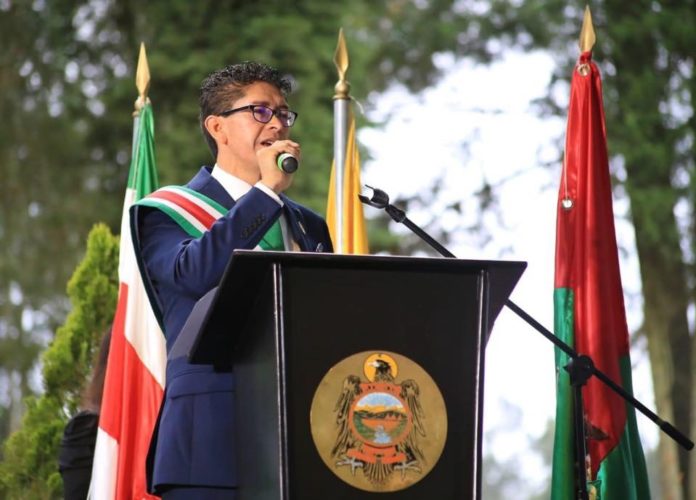 EB0053DF-60F3-45D7-9EF3-A57F4EDEA2BB