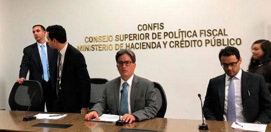 La actitud desafiante del Gobierno y del Congreso en la víspera de otra jornada de protesta