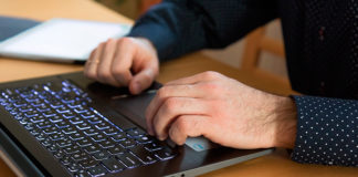 ¿Cómo jugar en los casinos online como un profesional?