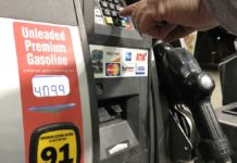 Reducción del precio de la gasolina: ¿un paliativo populista?