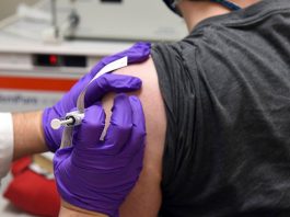 Con 174 dosis arranca etapa de vacunación contra COVID-19 para docentes de Tunja