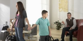 Castigo físico o psicológico le podría hacer perder la patria potestad