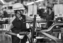Trabajo: perderlo largo calvario, tenerlo degradación de la vida
