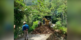 Contra el reloj abren nueva vía que sirva de corredor alterno en Pajarito