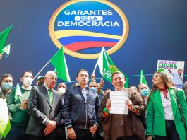 Carlos Amaya ya es candidato a la Presidencia de Colombia