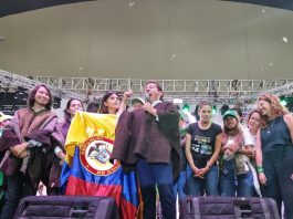 Carlos Amaya dice que respeta decisión de algunos de sus amigos de apoyar a Rodolfo Hernández