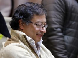 ‘Petro gana en primera’, creen los seguidores de EL DIARIO