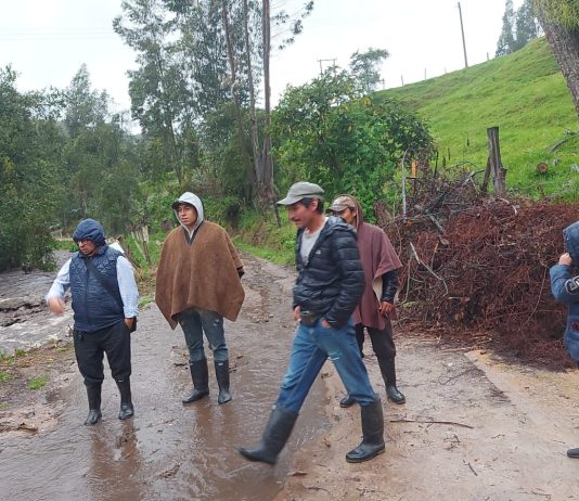Dificultades por lluvias en varios sectores de Paipa