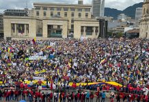 Insurrección, desobediencia y protesta, todo al tiempo