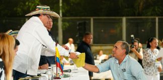 “Queremos generalizar el crédito barato en la economía popular para que no caiga en el ‘gota a gota’ de los usureros”: Gustavo Petro