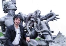 Harem y otros cien microrrelatos de Carlos Castillo Quintero