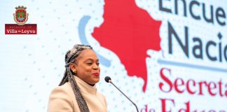 Ministra dio cátedra de cómo mejorar la educación del Siglo XXI