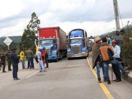 Siguen bloqueos en Paipa por paro campesino, pero permitirán paso de manera intermitente