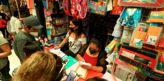 Atención padres de familia, esto es lo que no pueden exigir los colegios de sus hijos