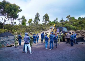 CAR y Fuerza Pública ponen freno a minería ilegal en Ráquira
