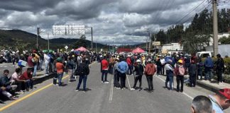 Crecen las afectaciones por el paro de mineros y campesinos paramunos, que va en su segundo día