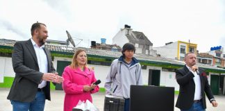 Alcalde Krasnov entregó equipos de tecnología y anunció mejores espacios para el aprendizaje en Tunja
