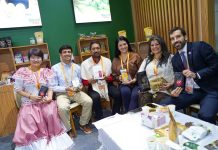 El agro colombiano abre nuevos mercados en Asia: campesinos presentan sus productos en Shanghái