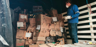 Secretaría de Hacienda Departamental destruye más de 12 toneladas de licor adulterado y de contrabando en Boyacá