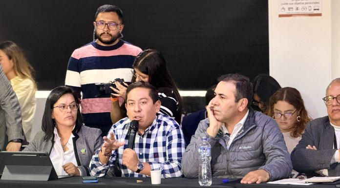 Gobernador de Boyacá pide corregir avalúo catastral y advierte impacto en campesinos